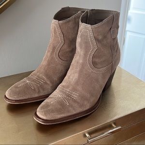 Dolce Vita Silma western booties